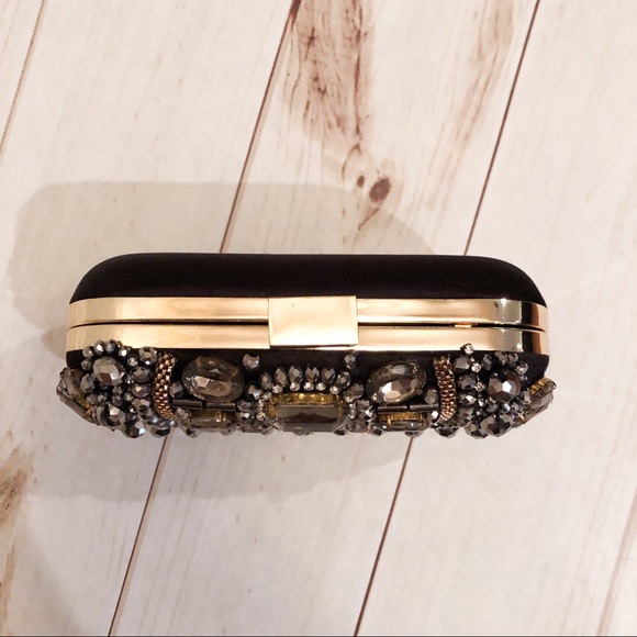 Beaded Clutch with Removable Strap - Picture 3 of 6